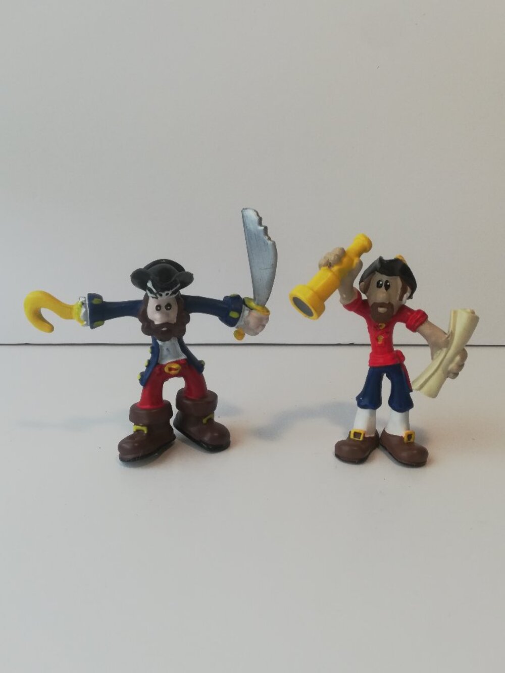 KidKraft Pirate's Cove Replacement Figures Lot (2 Bendable Pirate Characters)